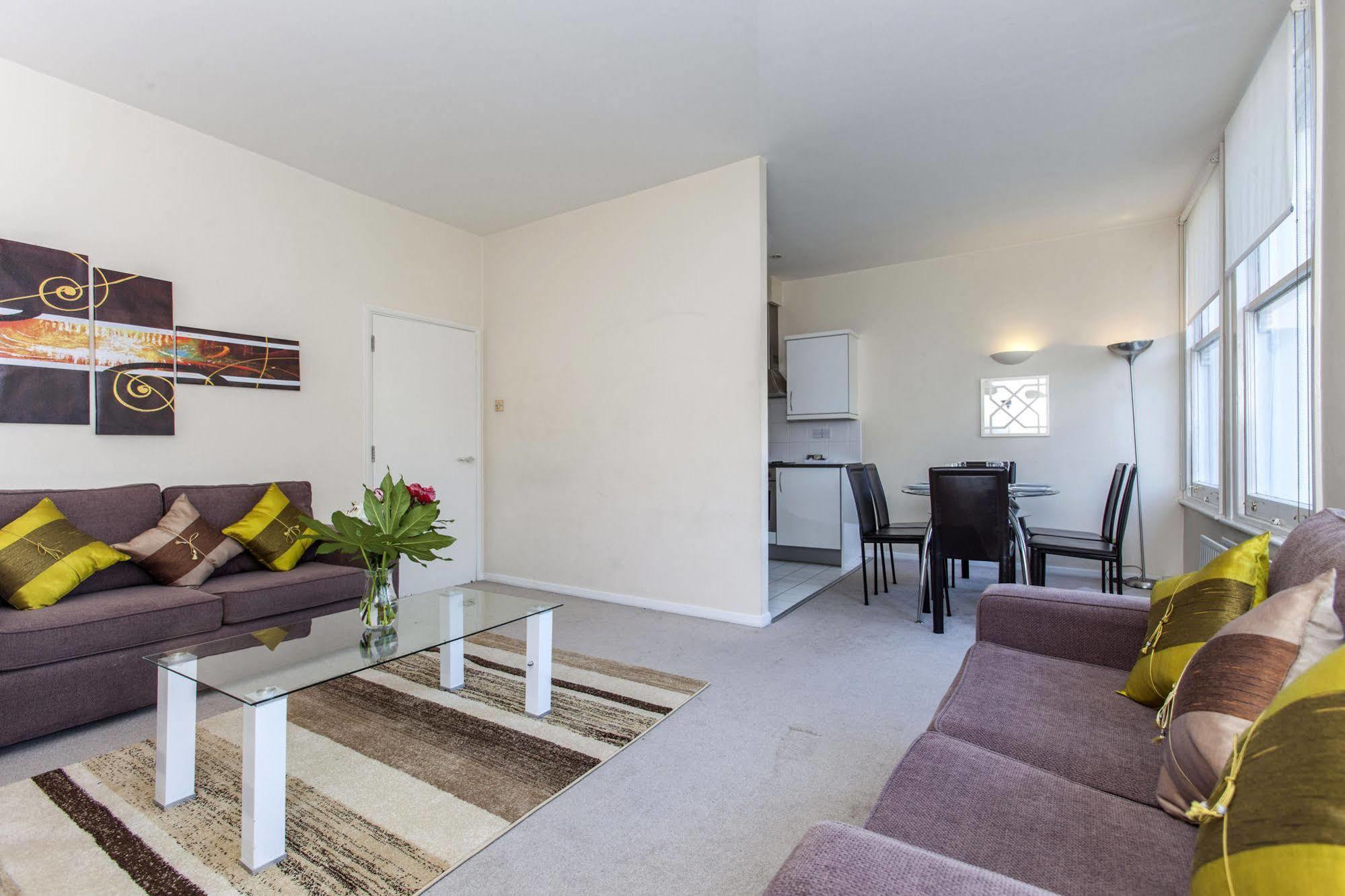 Club Living - Barbican Londen